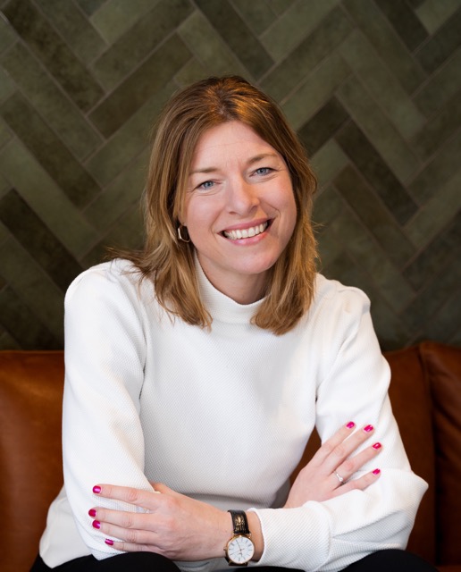 Karin van der Gragt directeur